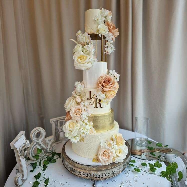 Small 4 tier cake